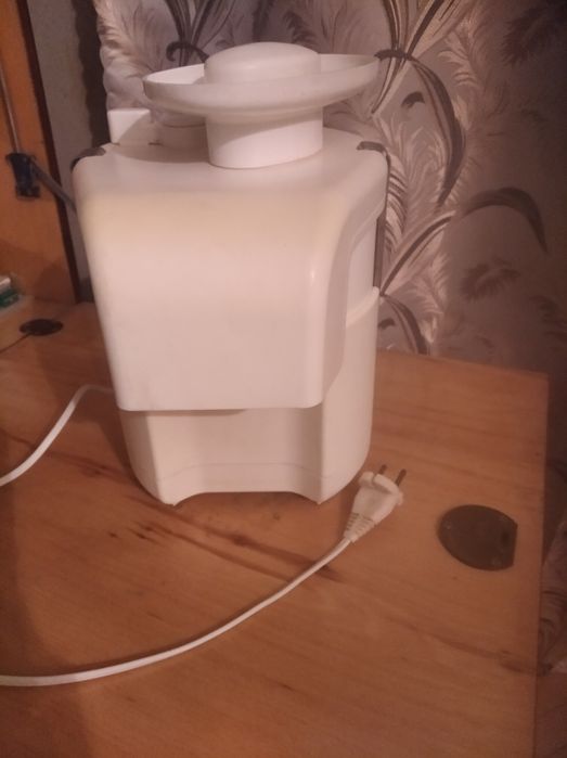 Соковижималка електрична.