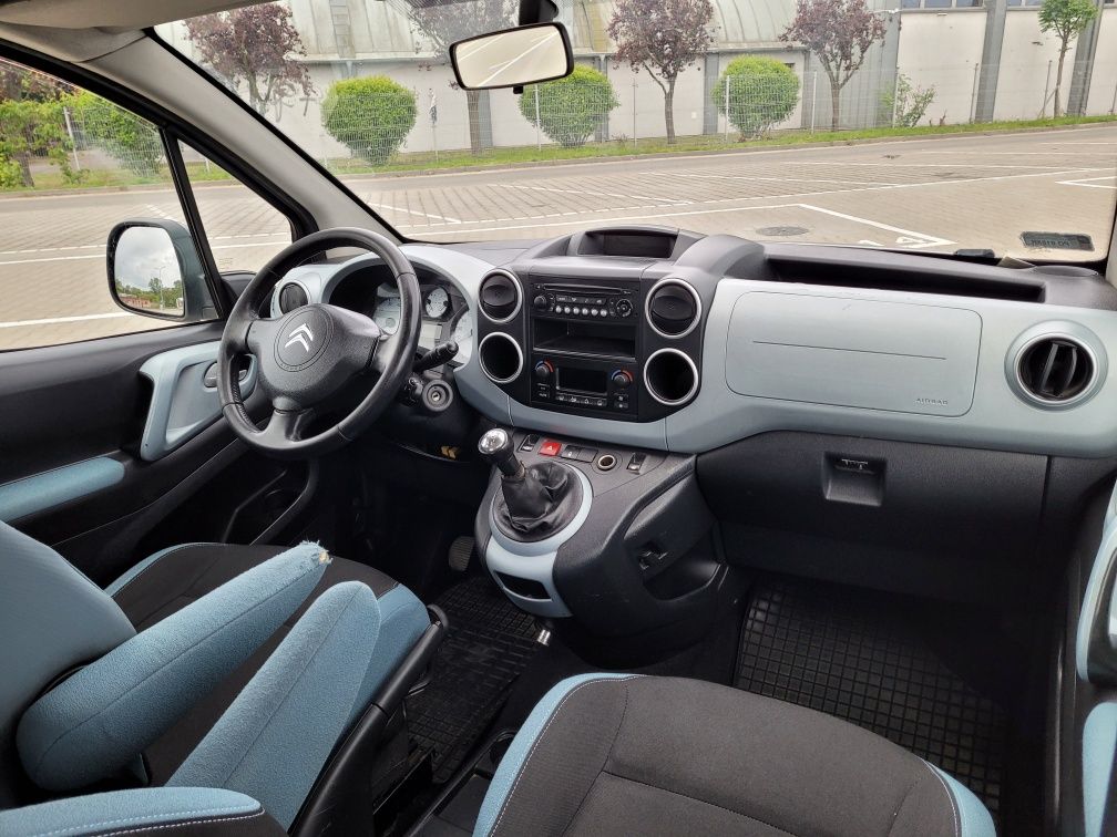 Ładny Citroen Berlingo Lift 1.6 eHdi 92km-2013 rok-Klima-Salon PL