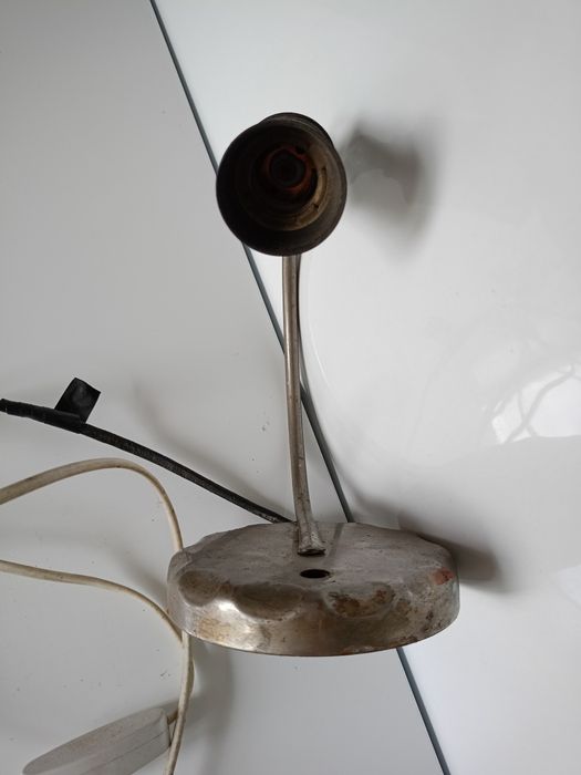 Lampka stołowa kinkiet