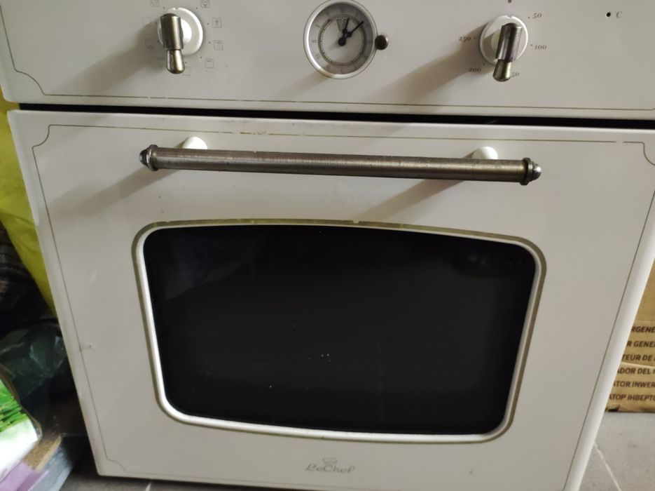 Духовий шкаф le chef