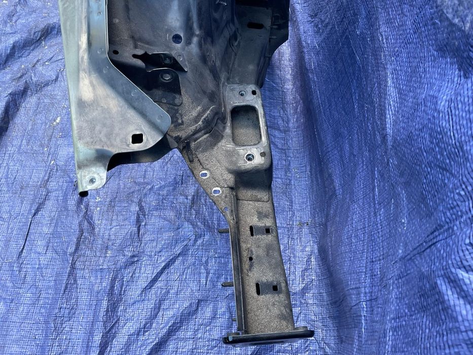 ĆWIARTKA przednia prawa podłużnica AUDI A3 S3 8V 8V5 SEDAN oryginał