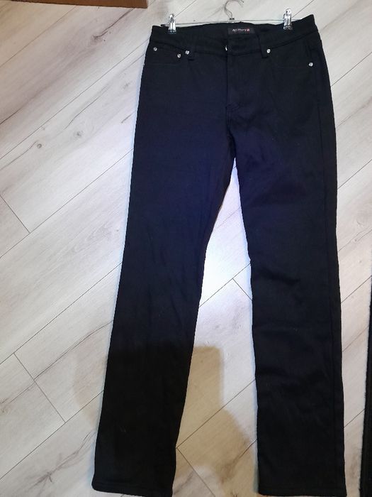 Жіночі джинси утеплені