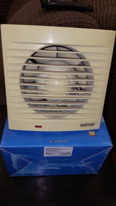 Вентилятор  вытяжка  в ванную