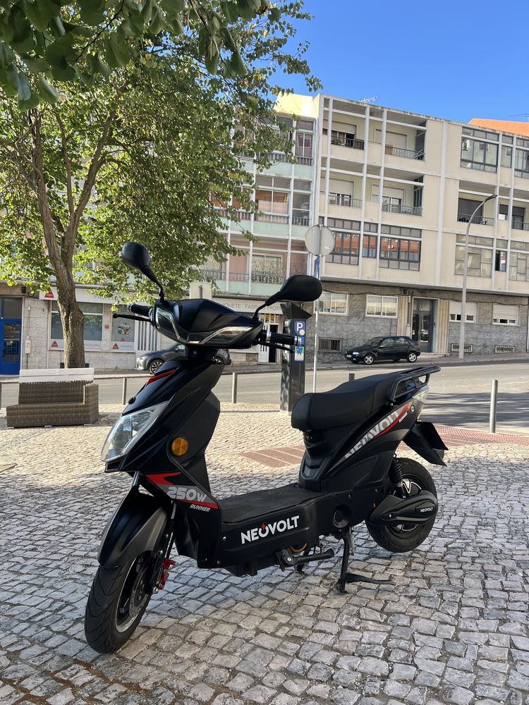 Mota neovolt runner