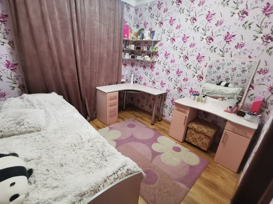 Меблі для спальні дівчаток