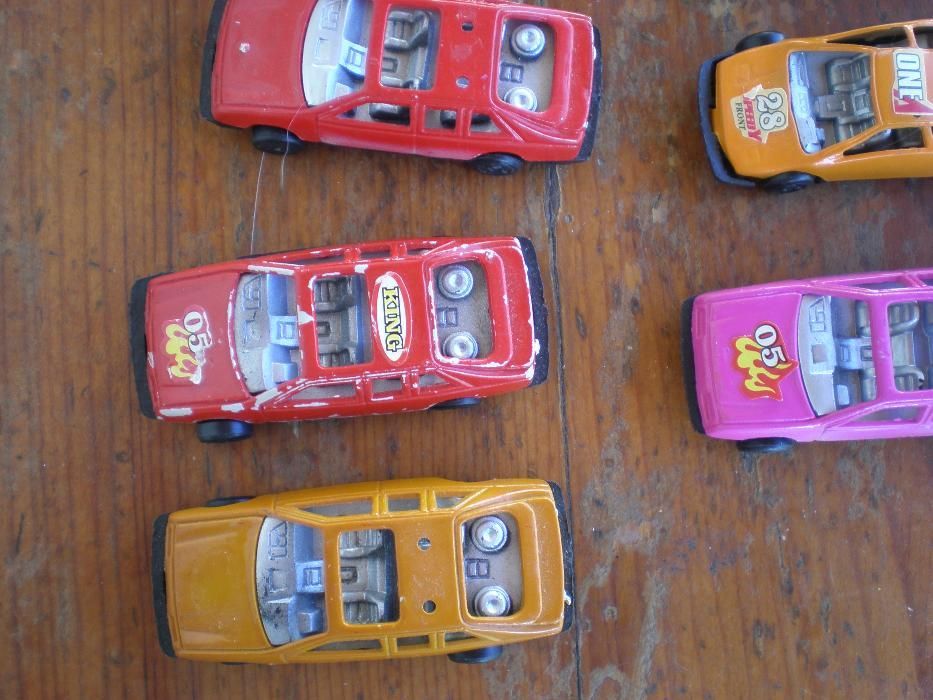 19 carros miniatura