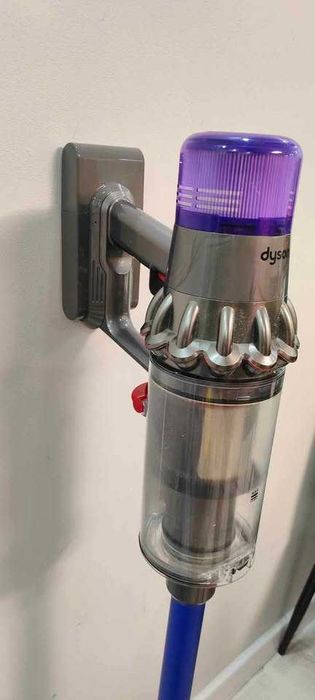 Odkurzacz Dyson v11 stan igła!