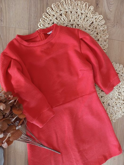 Basicowa miedziana sukienka z ¾ rękawem koralowa czerwona krótka TU40L