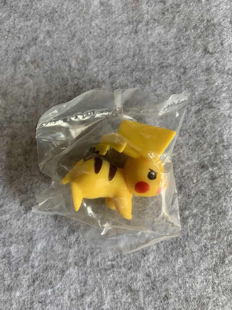 Figuras pokemon Tommy - pikachu