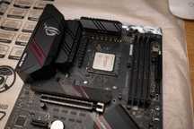 Ryzen 9 5900X + Strix B550 E Gaming + G.Skill 2 x 16 GB 3600 CL 16