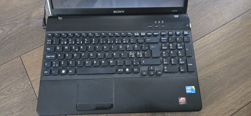 Laptop sony vaio PCG-71211m