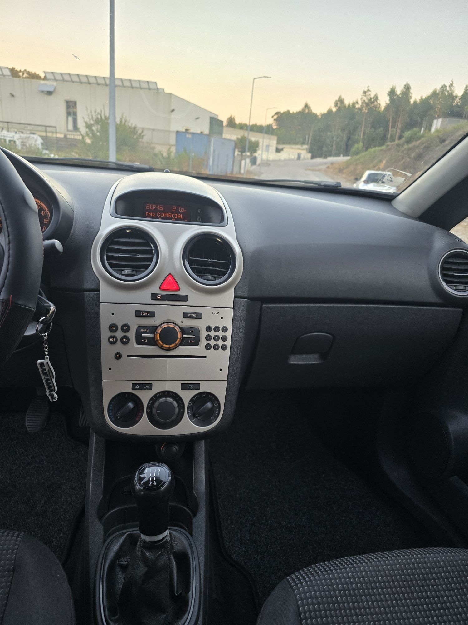 Opel corsa 1.3Cdti - Comercial