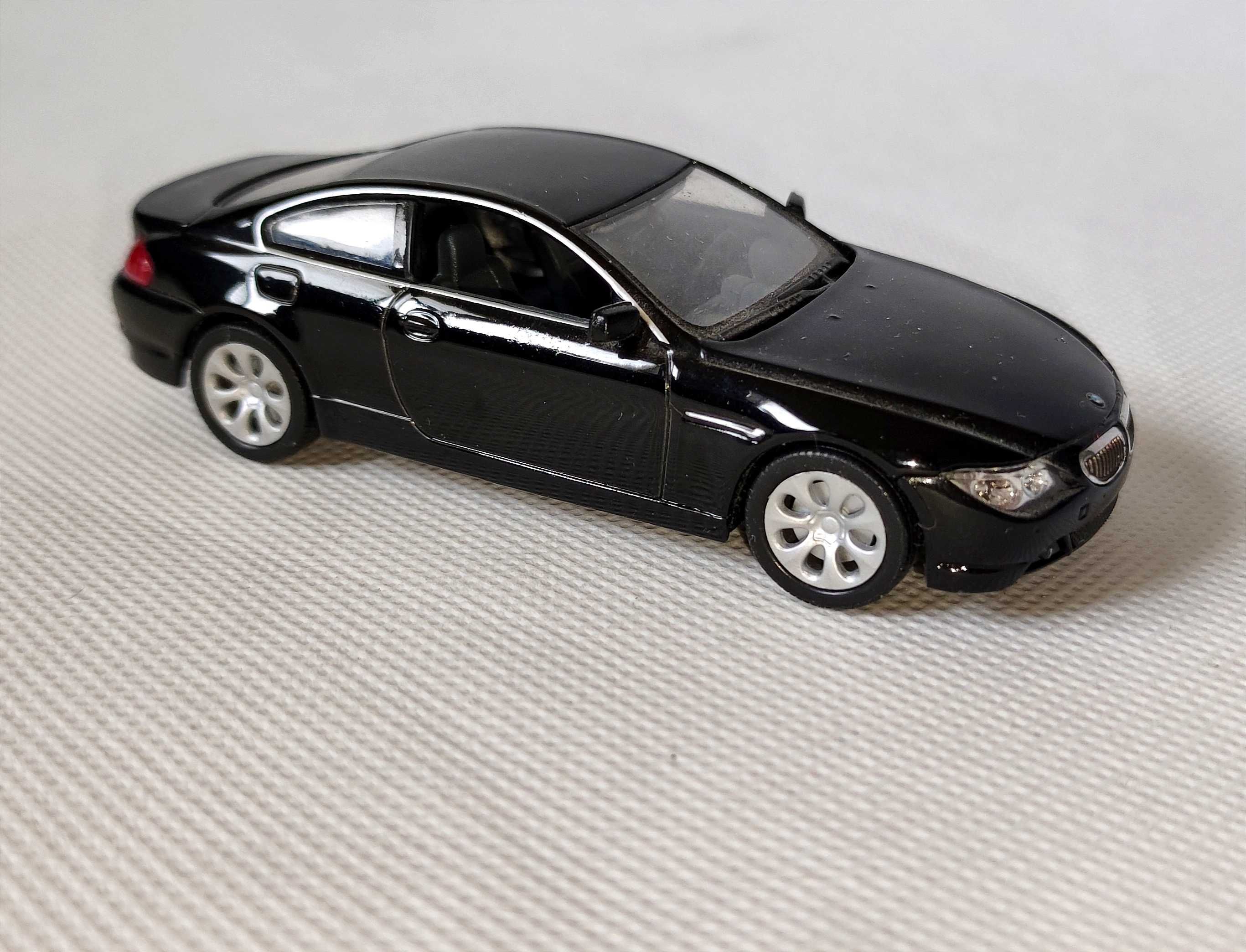 Модель bmw 645 ci welly 1:43 + пластиковий бокс