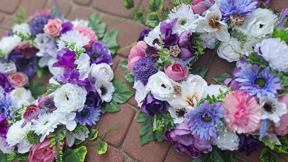 Wianek pełny  na drzwi lub pomnik