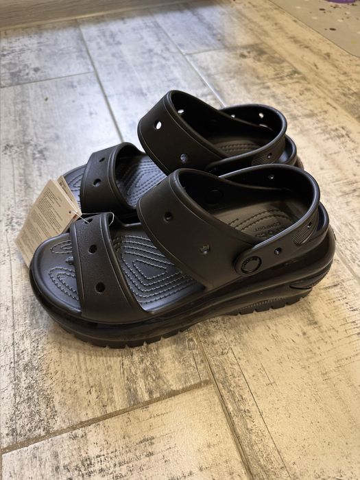 Босоніжки crocs