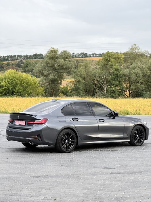 BMW 330i G20 2019 рік