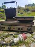 Grill kontaktowy