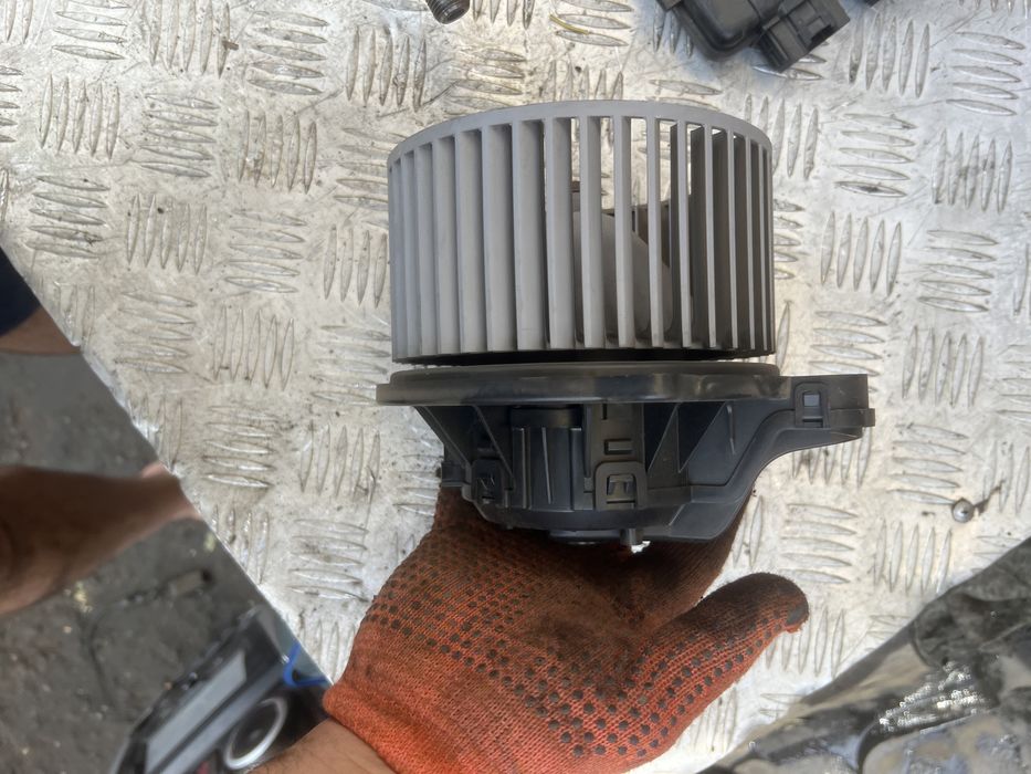 Моторчик печки Ваз 2190 гранта лада lada granta