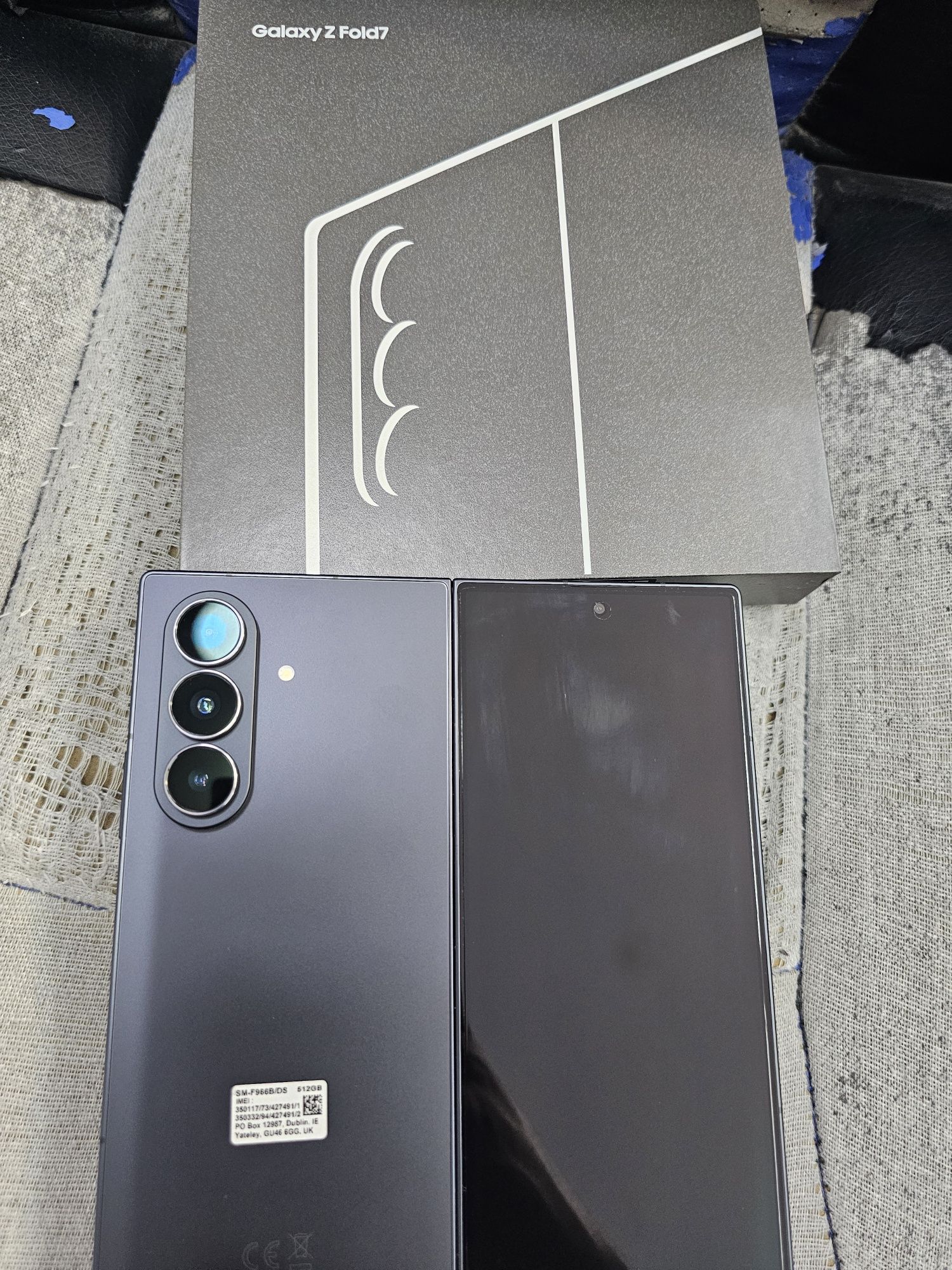 Galaxy zfold 7...512/12gb