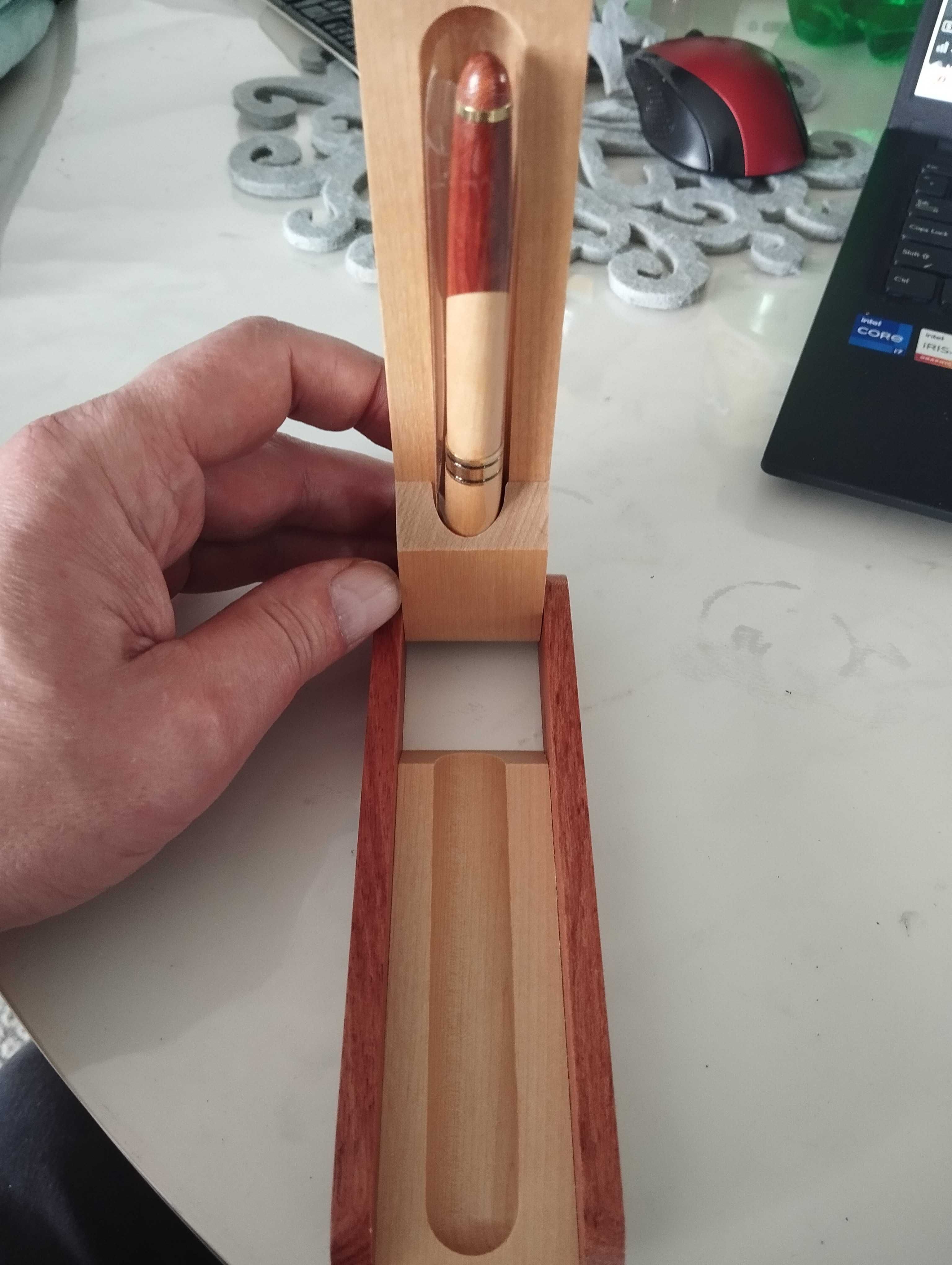 Długopis w etui do grawerowania