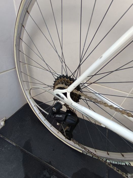 Bicicleta de Estrada Antiga –  Excelente Estado