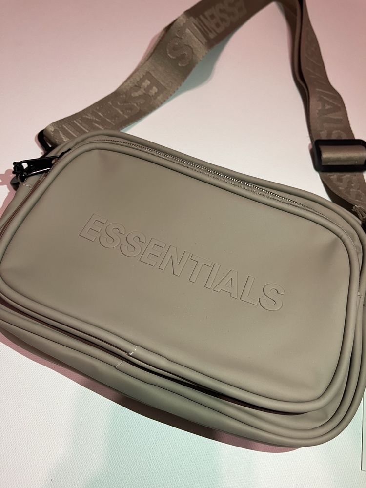 Сумка essentials