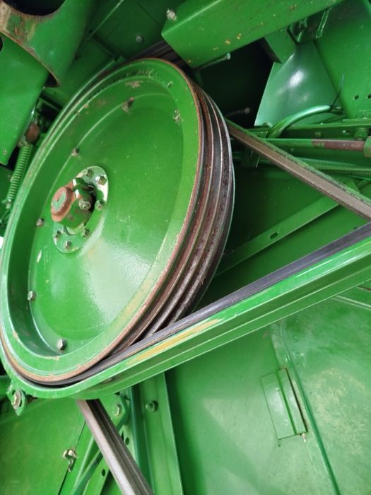 Комбайн зернозбиральний John Deere 1055, 1157. Джон Дір 1055