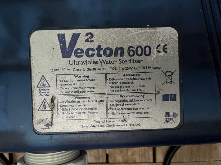 Filtro UV TMC Vecton V2 600 para aquário