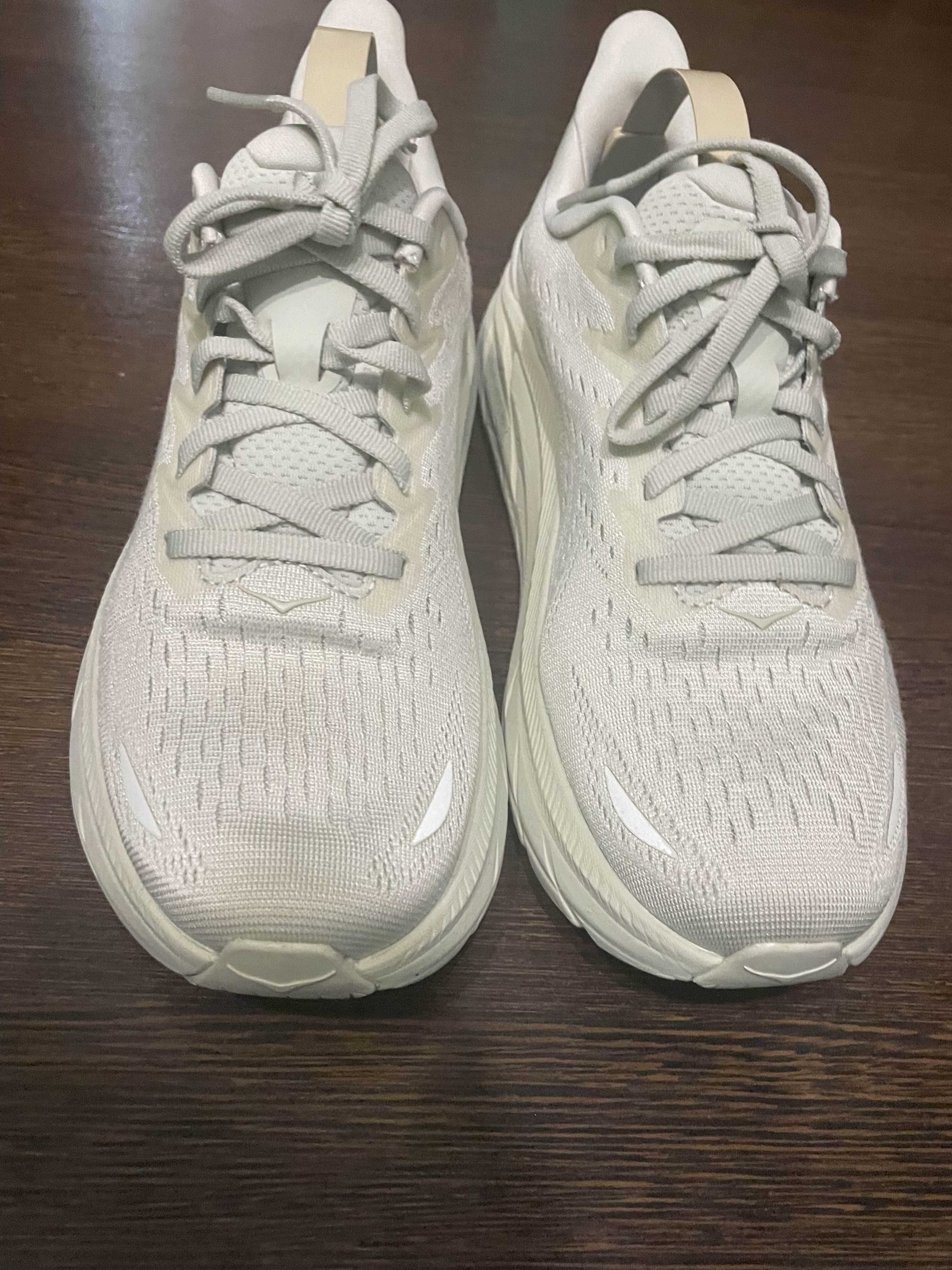 Кросівки Hoka Clifton 8.    Р 40 2/3.   25.5см