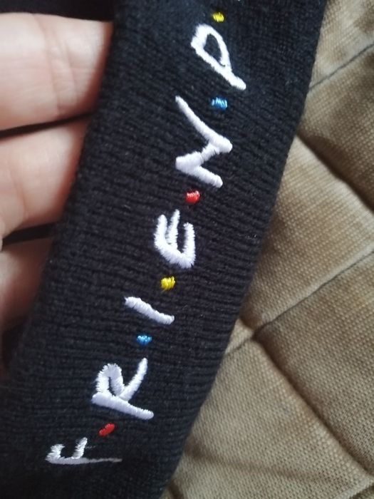 Czapka beanie Friends Przyjaciele czarna