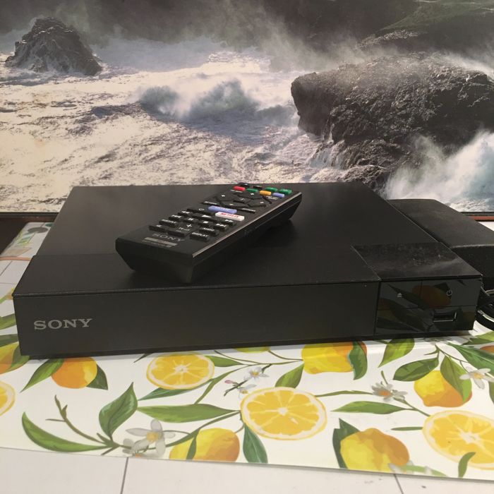 Odtwarzacz bluray sony BDP S-1700