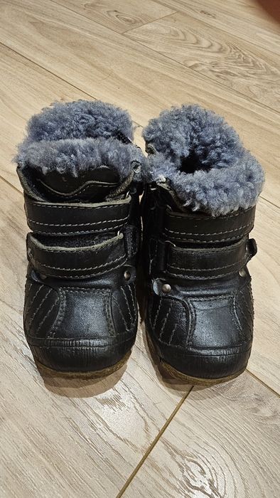 Зимові дитячі ботинки. Зимние детские ботинки. Розмір 22,5
