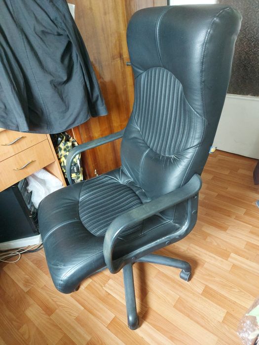 Крісло 700, крісло комп'ютерне 2000, кровать односпальна 950