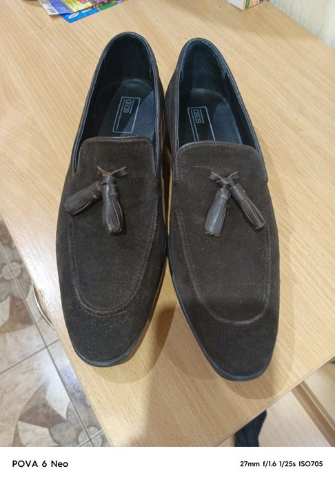 Продам туфлі лофери оригінал. Натуральна замша.