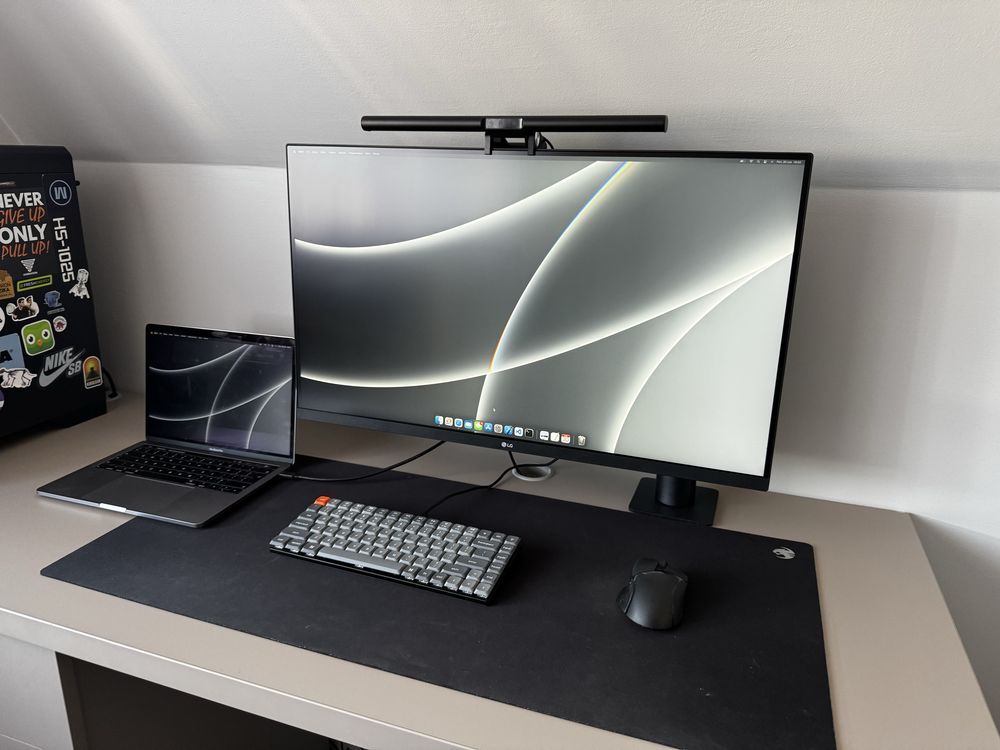 LG UltraFine 32UN880-B Ergo 4K HDR