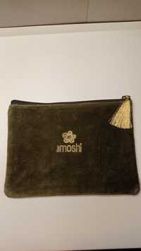 Kosmetyczka firmy The moshi