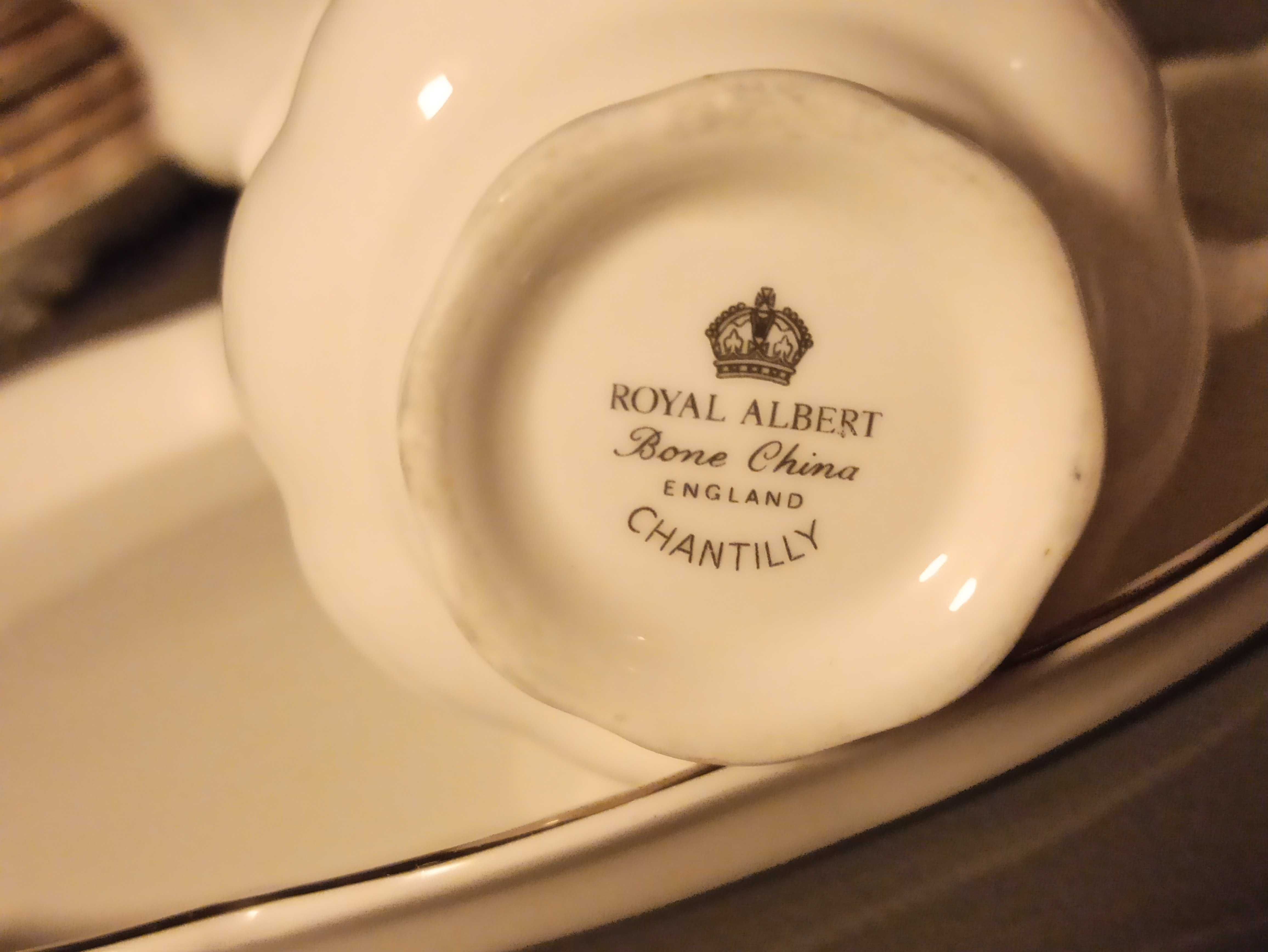 Zestaw porcelany Royal Albert Chantilly