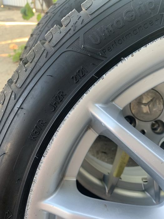 225/45/17 комплект goodyear зима