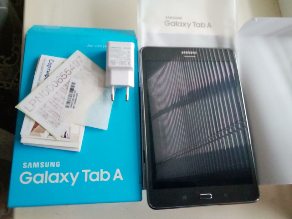 Продам планшет SAMSUNG TAB A. 8".
