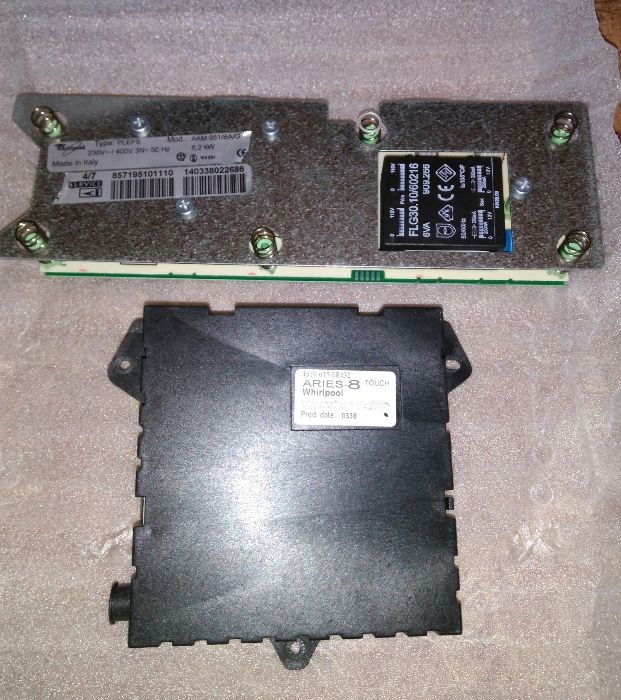 Плата управления варочной поверхности Whirlpool AKM951/BA/G (комплект)
