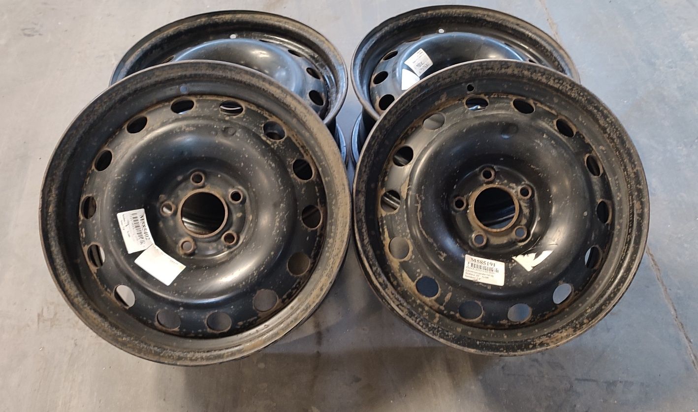 16" 5x108 komplet używanych felg stalowych Citroen np C5