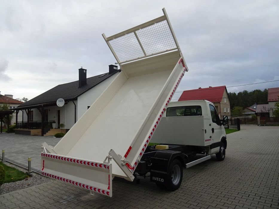 Iveco 35C13 Wywrotka Klima 175 tys km Super Stan Oryginał  Wywrotka Wywrotr Kiper + skrzynka na narzędzia 3,30m dł