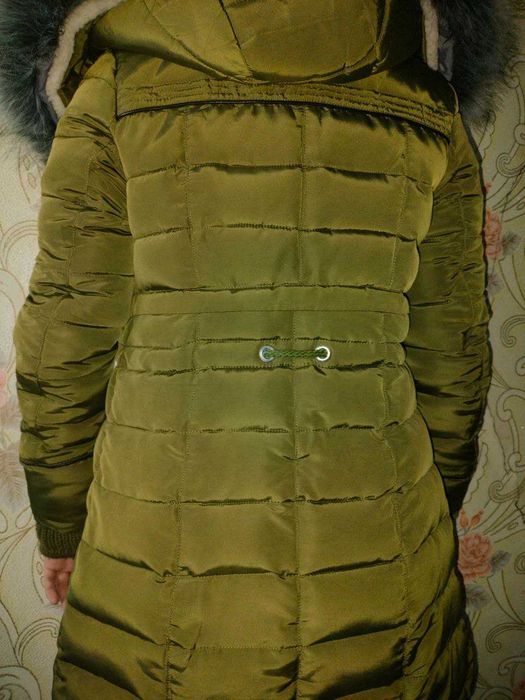 Куртка зимняя тёплая.
