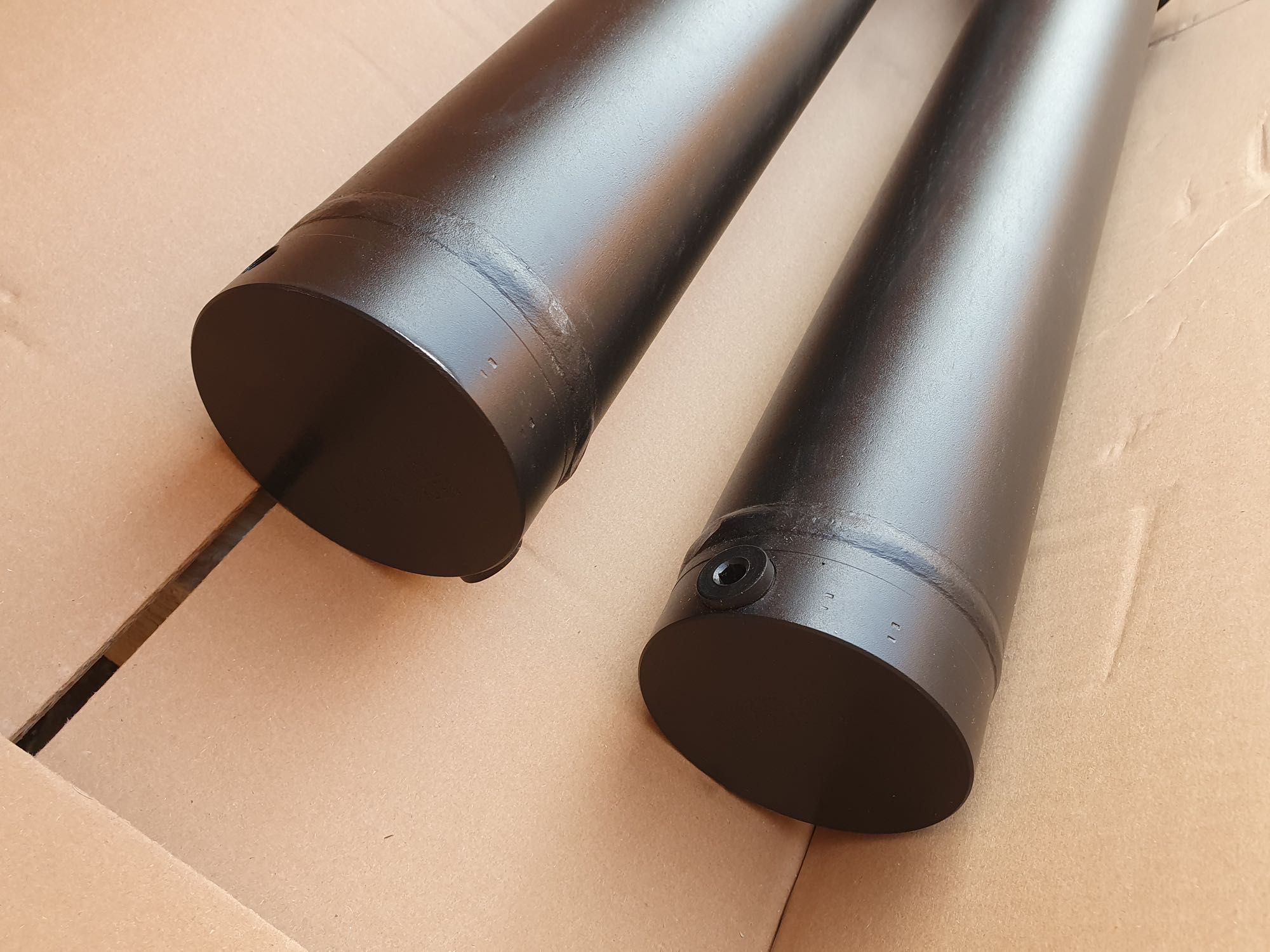 Siłownik, cylinder obrotu Epsilon M110L, M120Z, M130Z YE06005_425