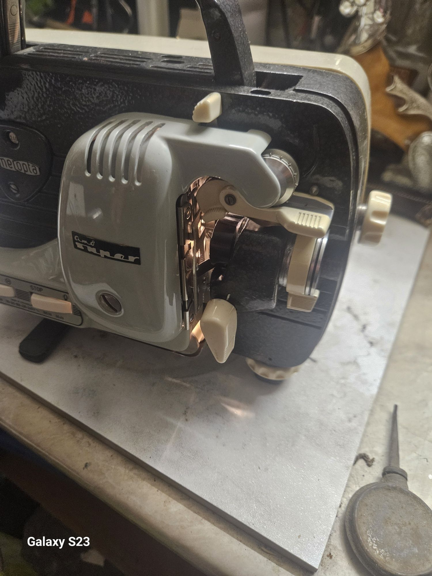 Sprzedam projektor