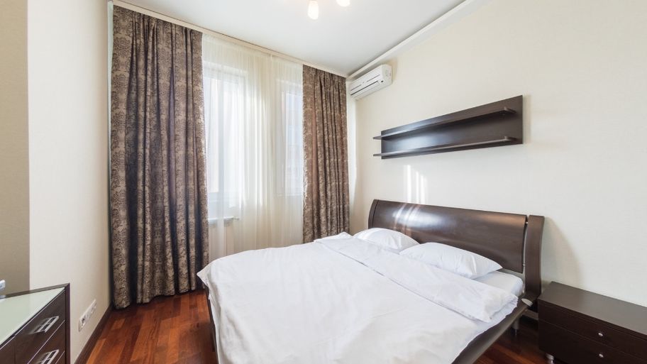 3-х подобово, Botanic Towers, метро.