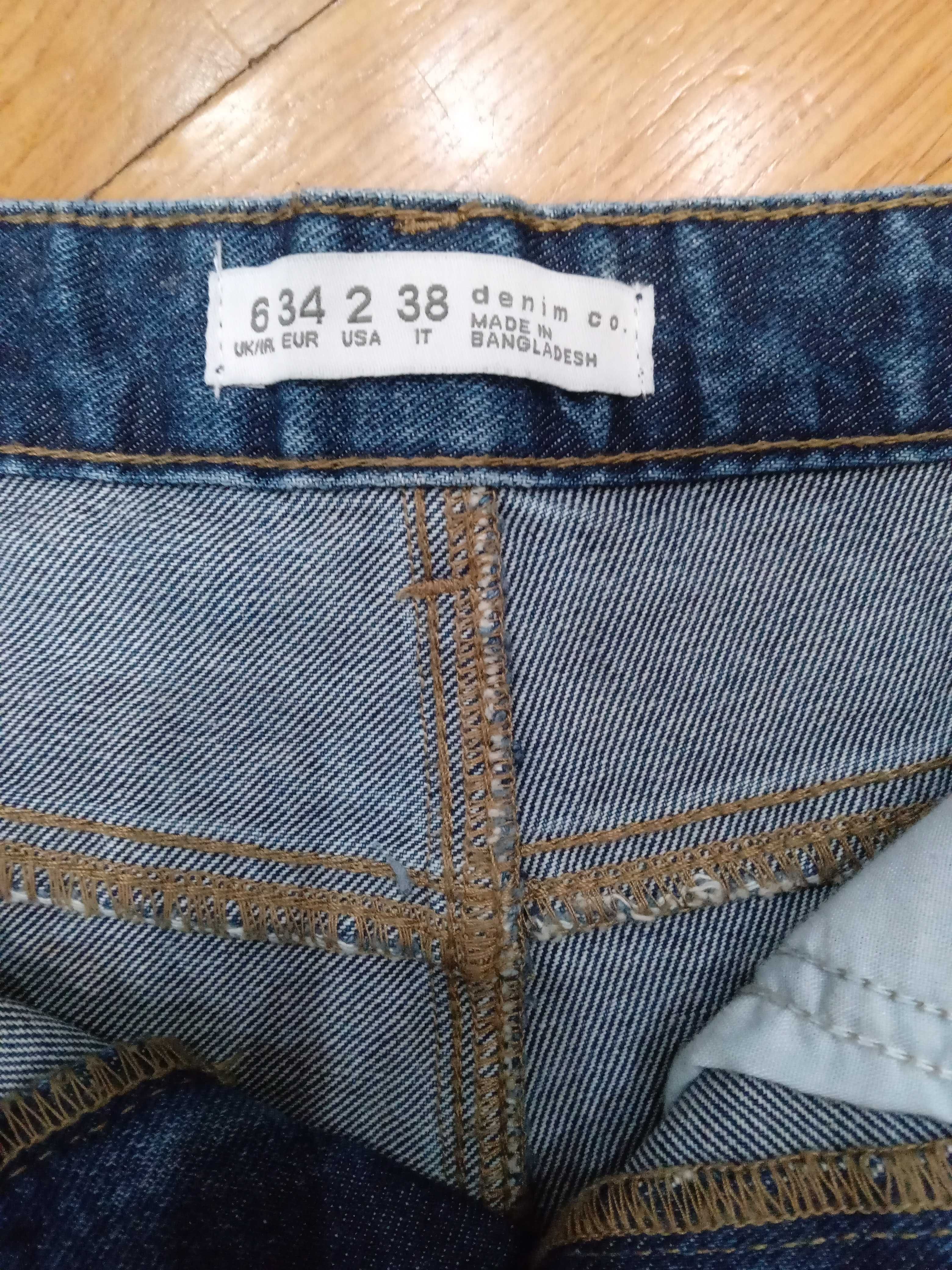 Джинсові шорти Denim розмір 34