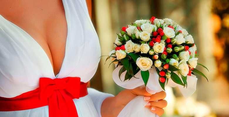 Свадебные платья Костюм жениха Аксессуары ПРОКАТ ПРОДАЖА ИЗГОТОВЛЕНИЕ