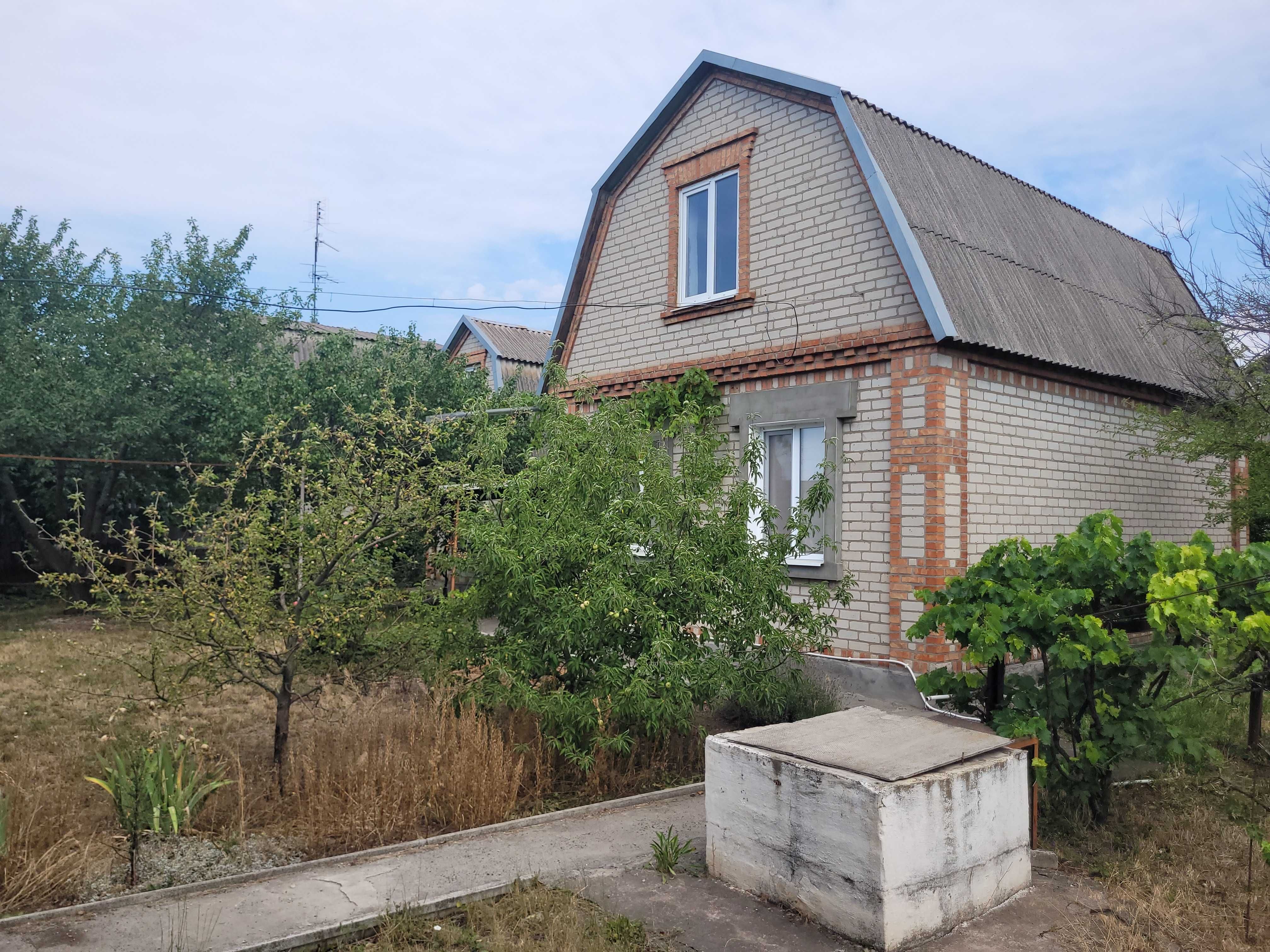 Продам будинок у м. Апостолове, пр. Весняний, 1.