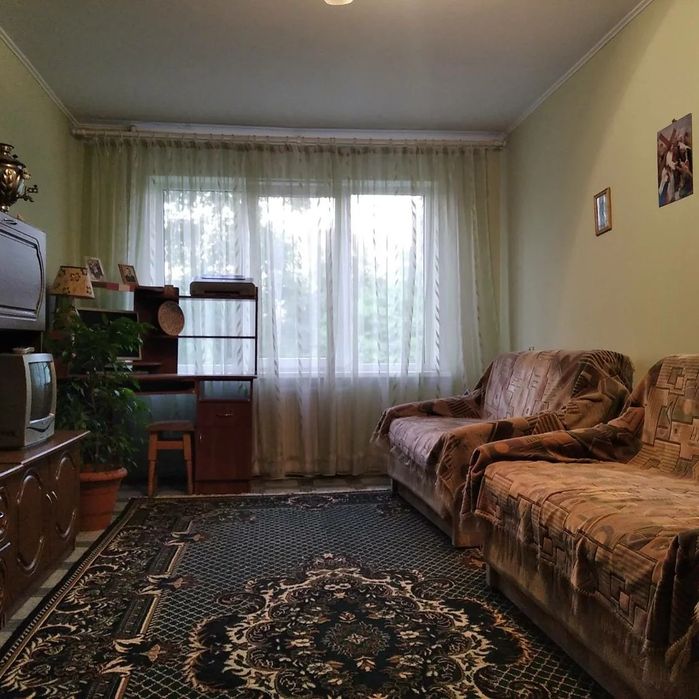 Оренда окремої кімнати для дівчини Пасічна!